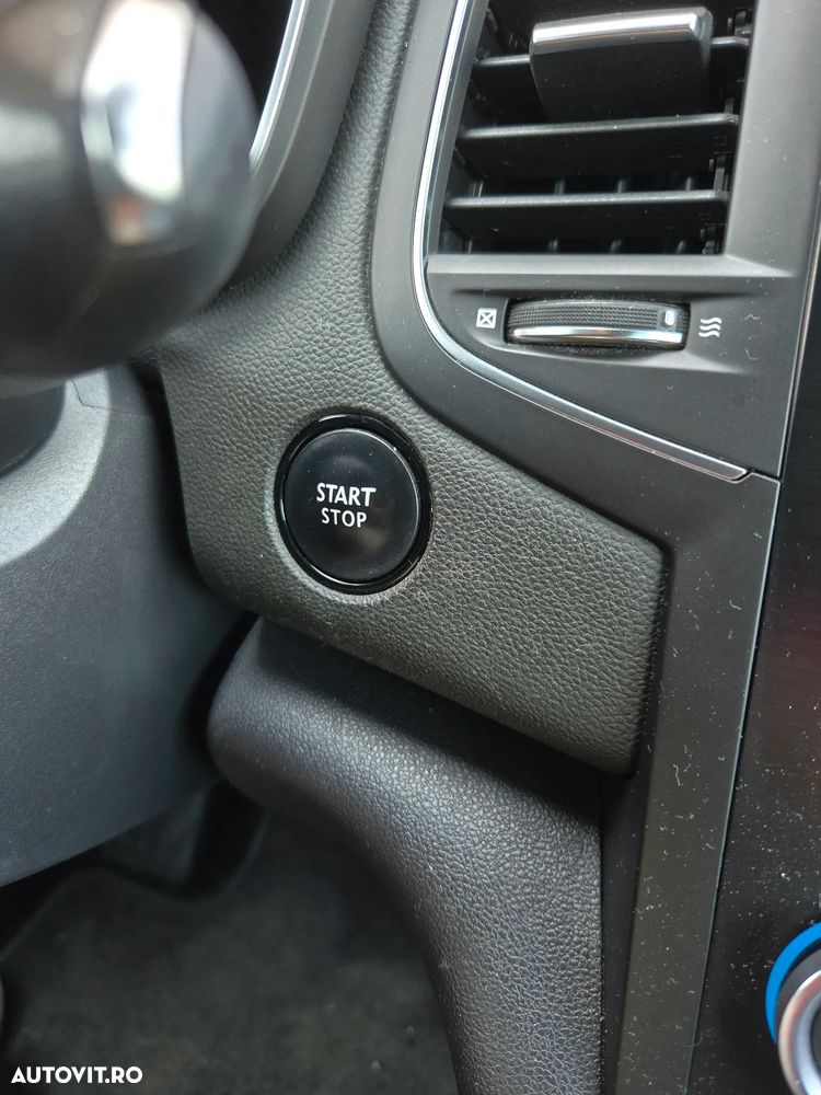 Renault Megane ENERGY dCi 130 BOSE EDITION - 12