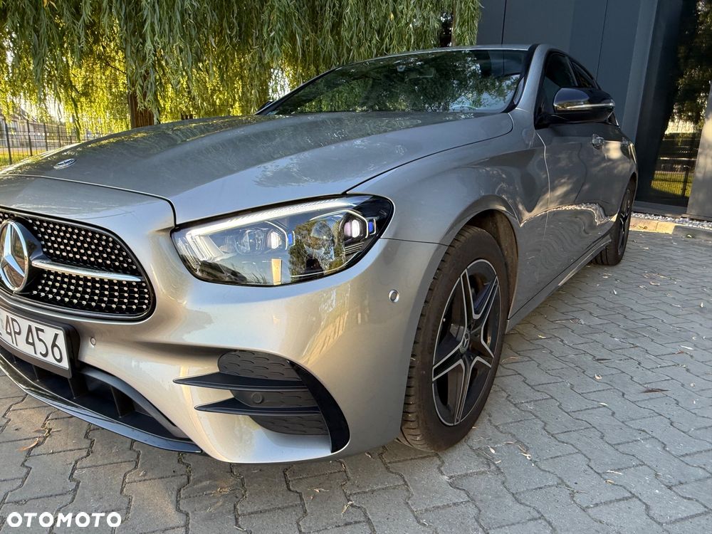 Mercedes-Benz Klasa E 220 d 4-Matic AMG - 32