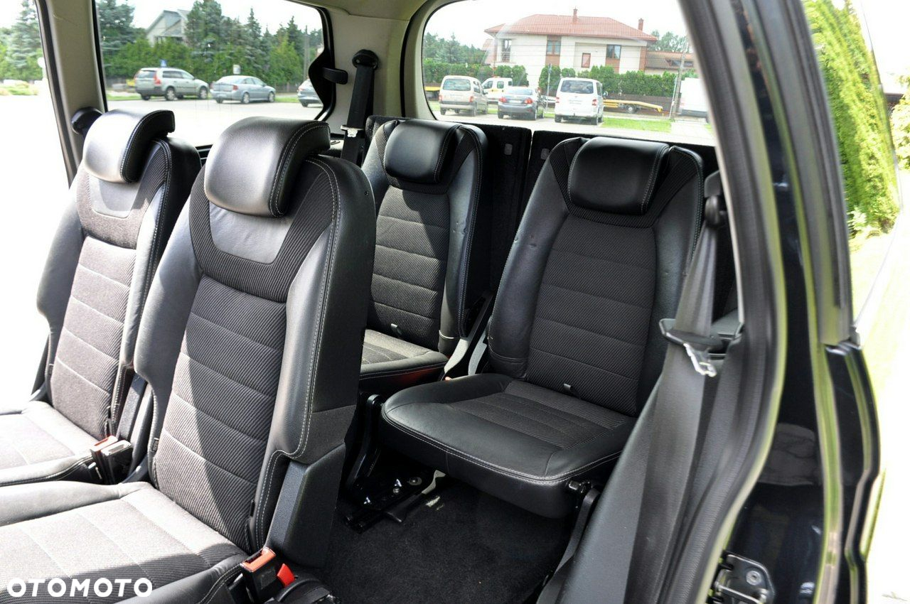 Ford Galaxy - 20