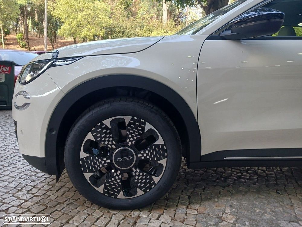 Fiat 600e 54 kWh La Prima - 9