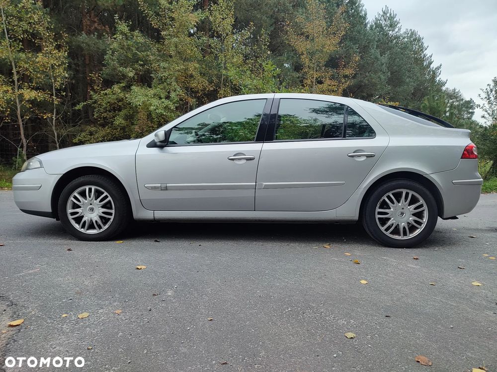 Renault Laguna 2.0 dCi FAP Initiale - 1