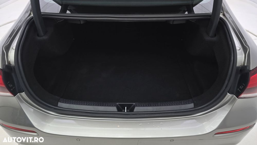 Mercedes-Benz A - 25