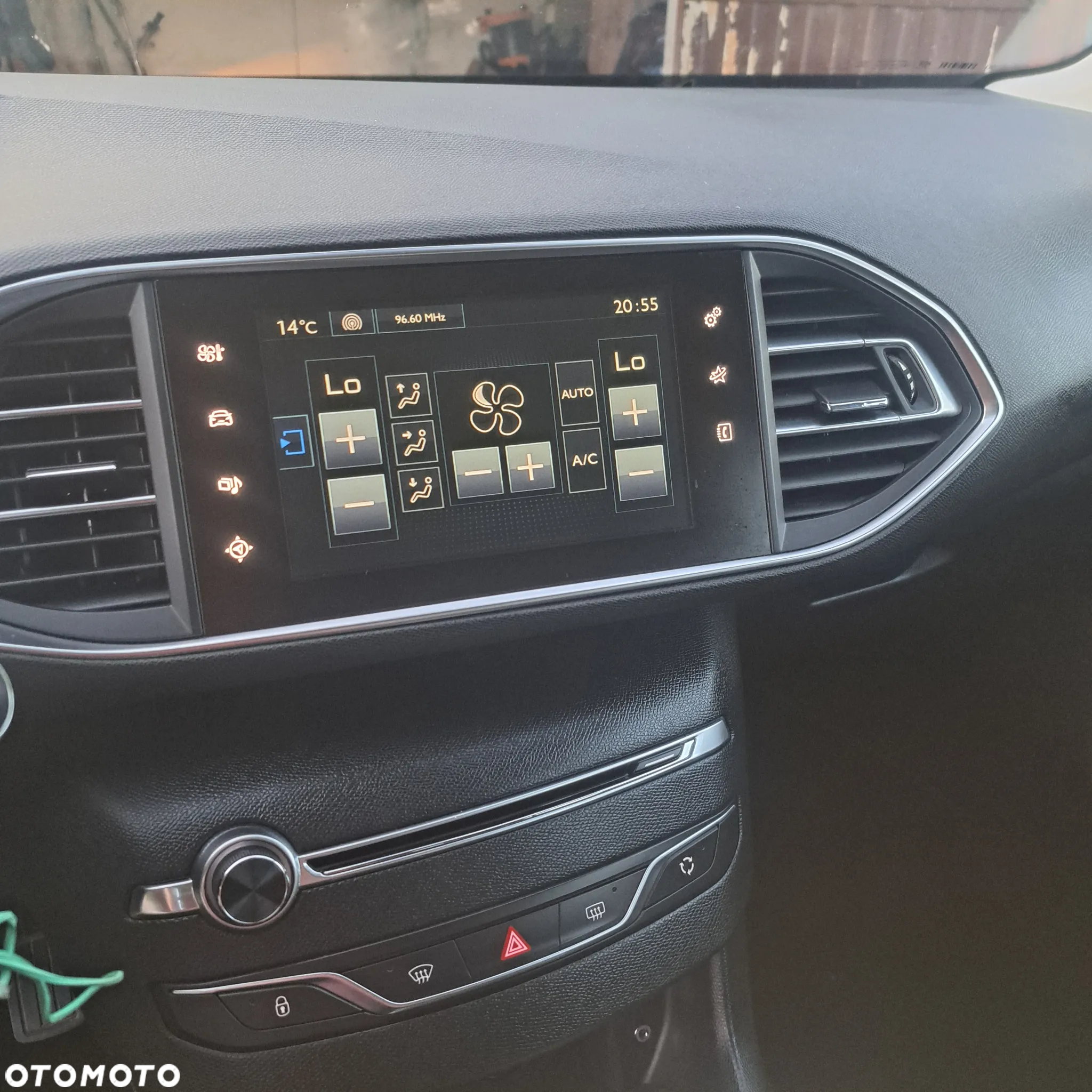 Peugeot 308 - 36