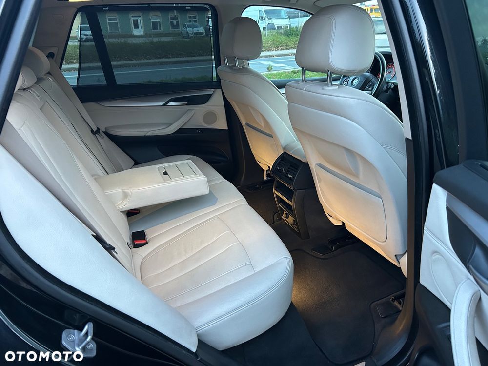 BMW X5 xDrive25d Sport-Aut - 18