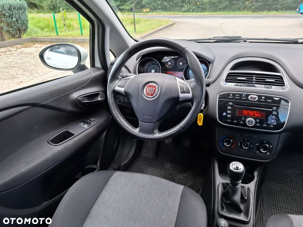 Fiat Punto 1.4 Easy S&S - 11