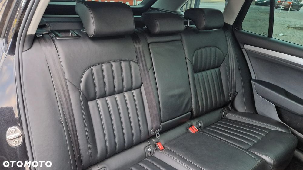 Skoda Superb 1.6 TDI GreenLine - 38