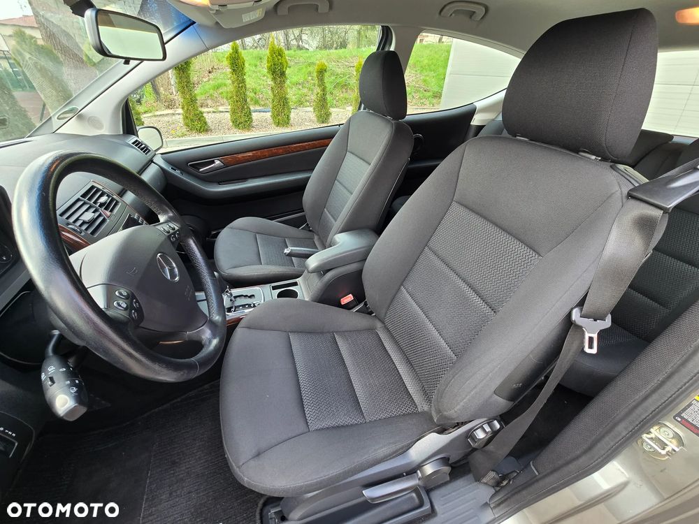 Mercedes-Benz Klasa A 150 Autotronic Elegance - 22
