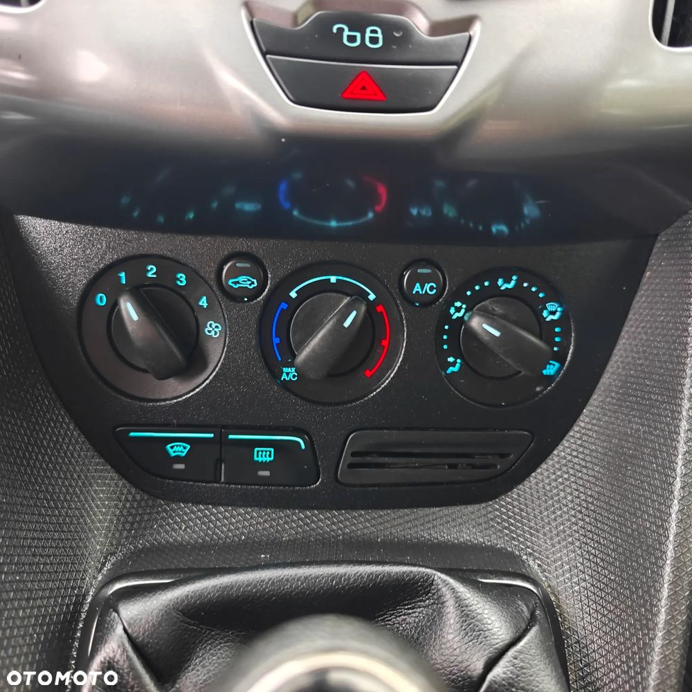 Ford Connect - 20