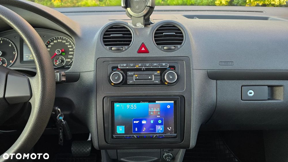 Volkswagen Caddy - 16