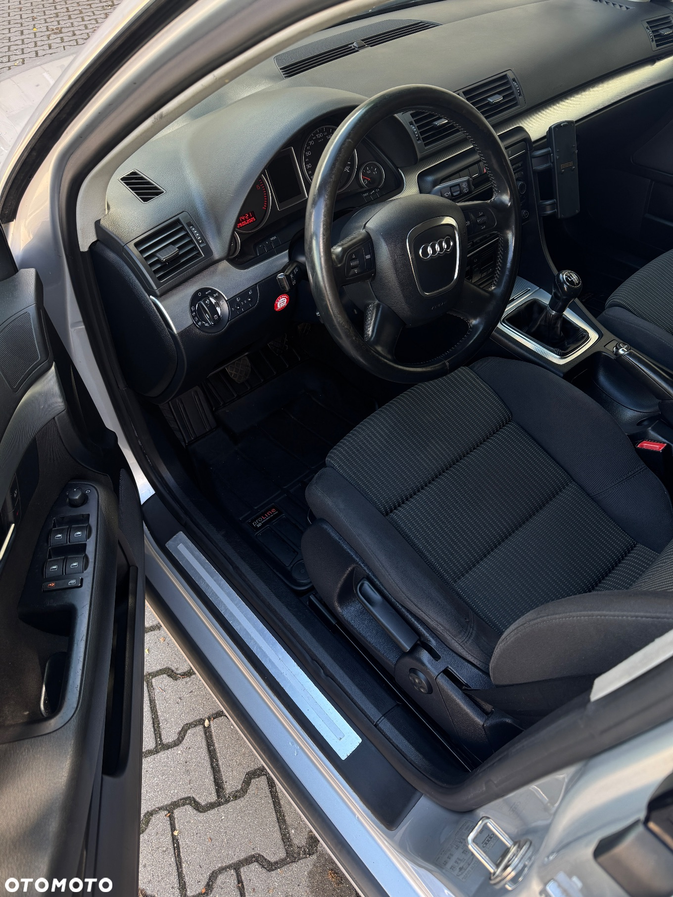 Audi A4 Avant 2.0 TDI - 7