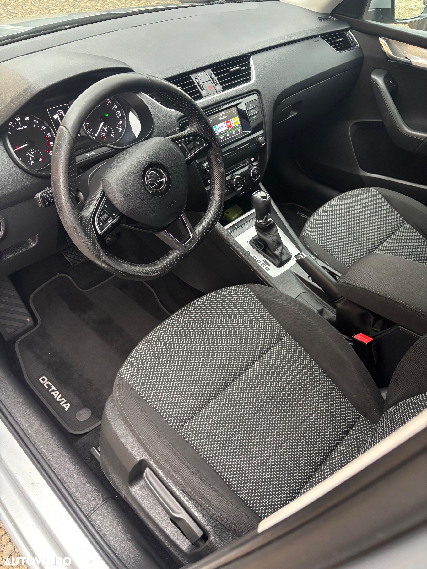 Skoda Octavia 1.6 TDI (Green tec) DSG Ambition - 5