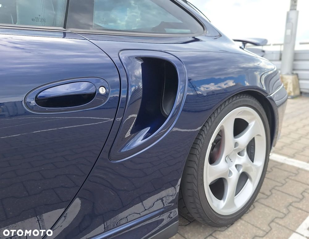 Porsche 911 - 34