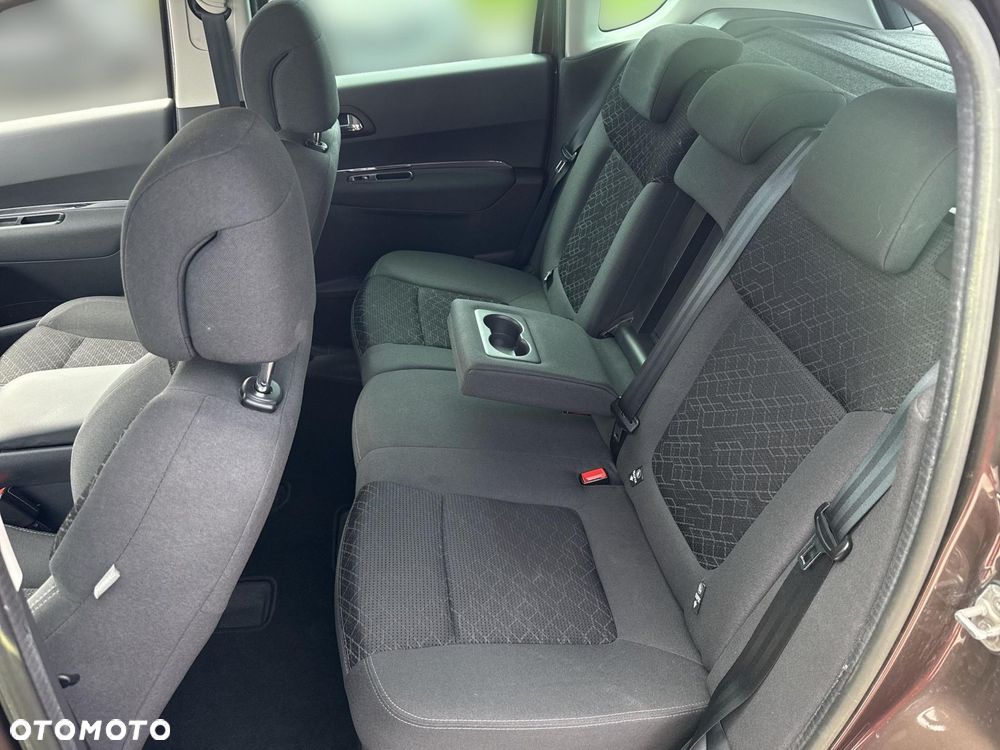 Peugeot 3008 1.6 HDi Active - 20