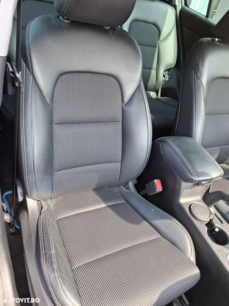 Kia Sportage 1.6 GDI 6MT 4x2 Style - 32