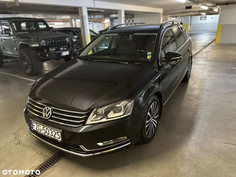 Volkswagen Passat - 2