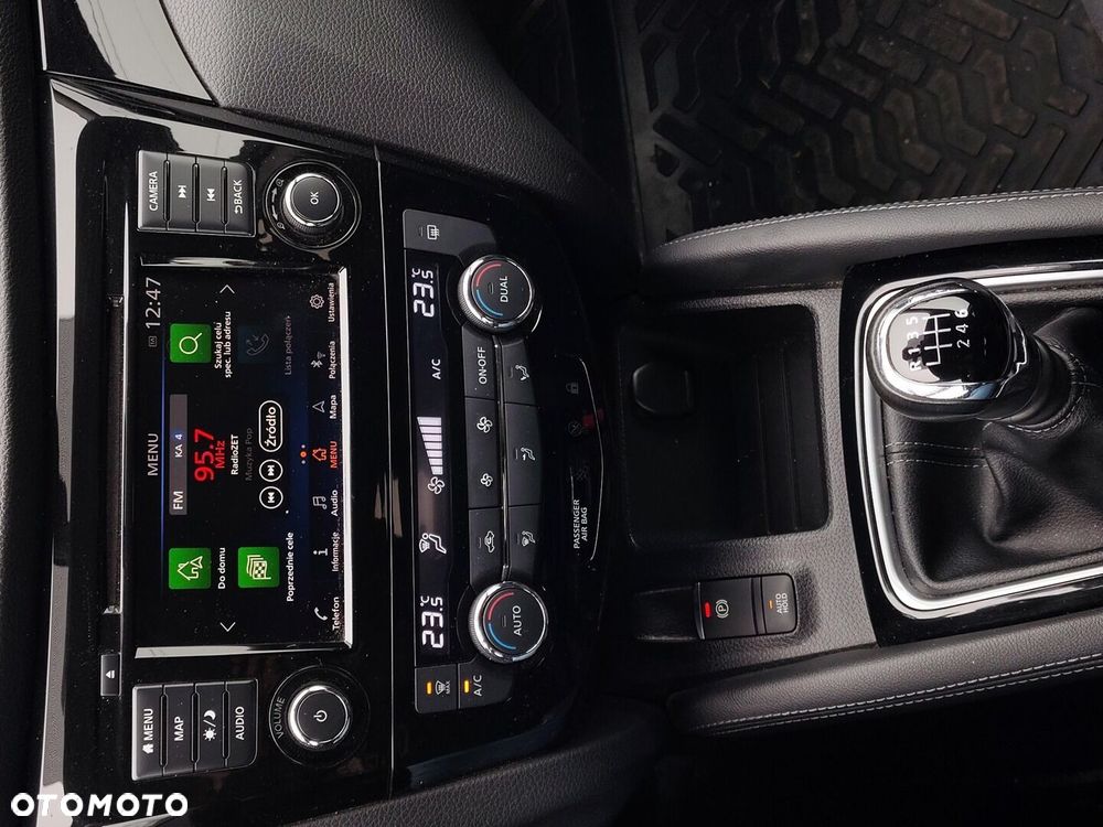 Nissan Qashqai 1.3 DIG-T N-Connecta - 19