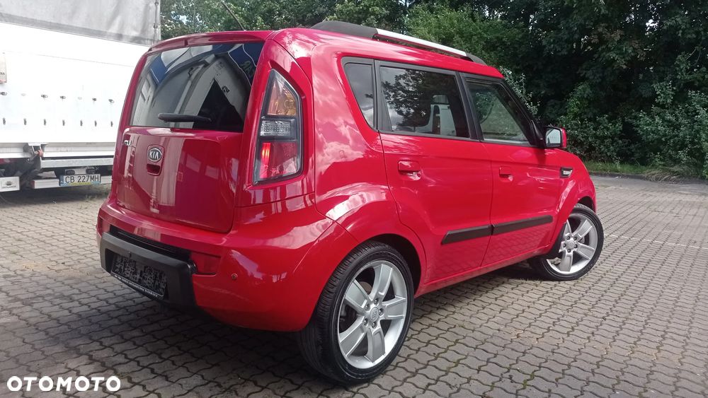 Kia Soul 1.6 L - 13