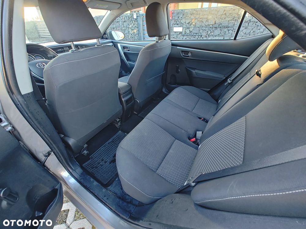 Toyota Corolla 1.6 Premium - 8
