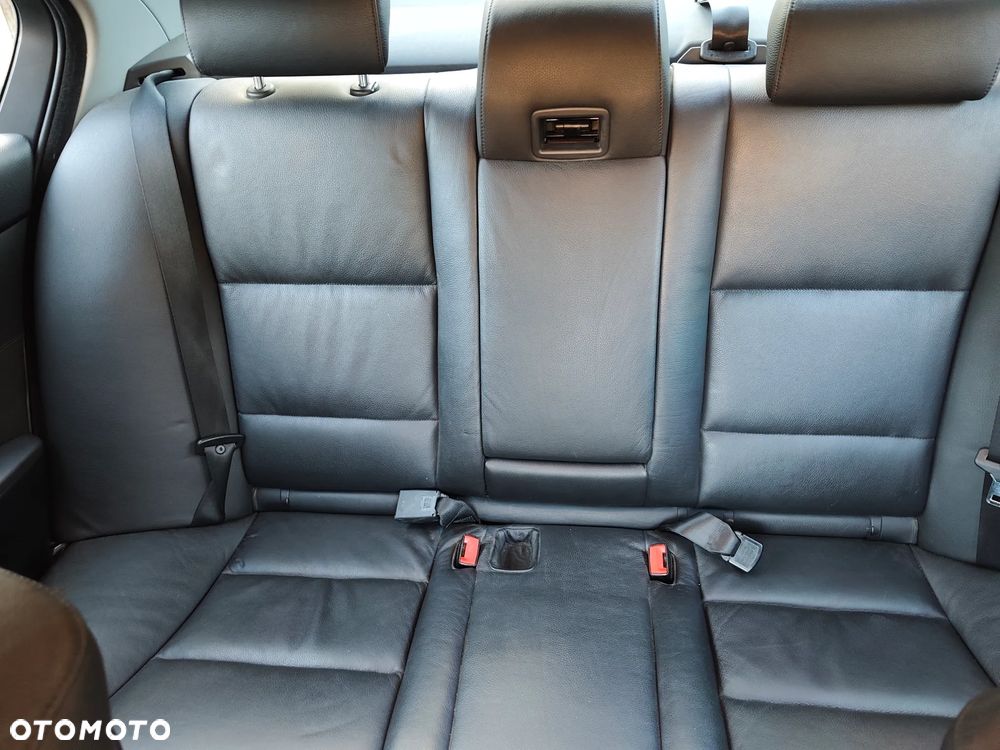 BMW Seria 5 - 11