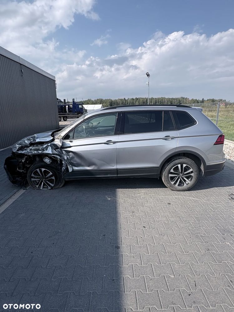Volkswagen Tiguan - 2