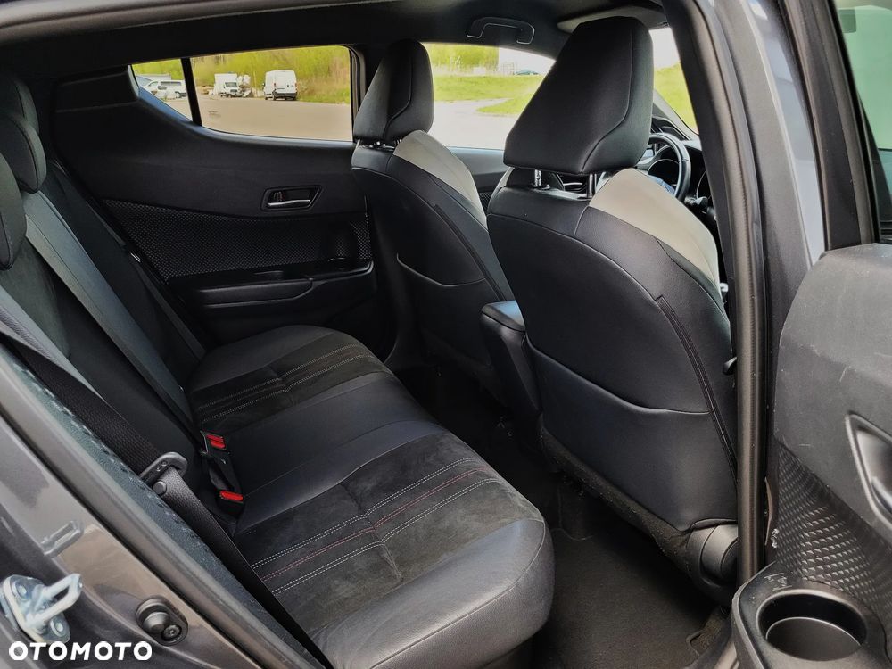 Toyota C-HR 2.0 Hybrid GR Sport - 16