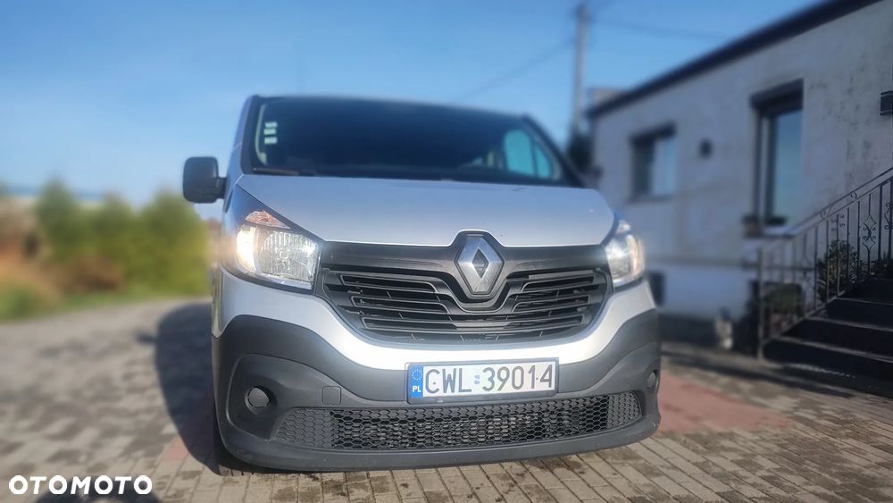 Renault TRAFIC - 1