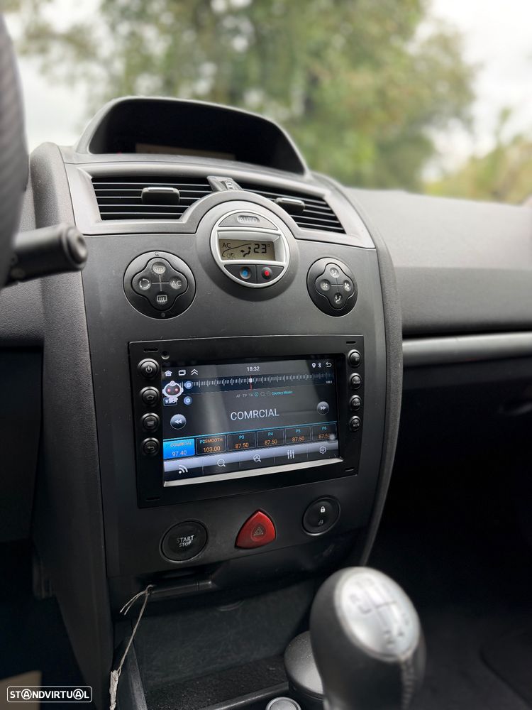 Renault Mégane 1.5 dCi Dynamique Luxe - 8