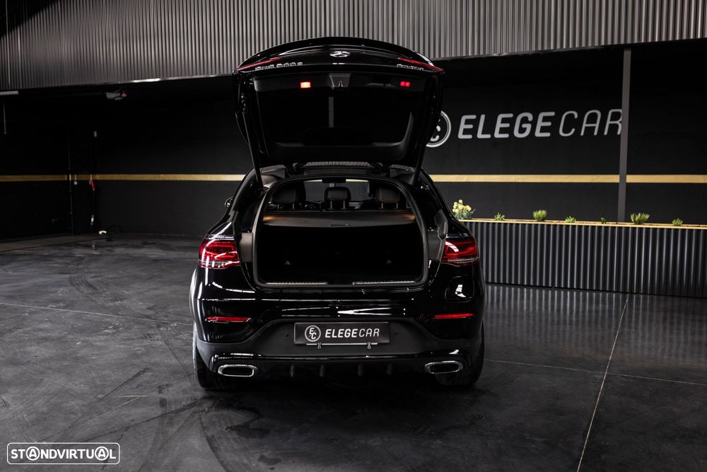 Mercedes-Benz GLC 300 e Coupe 4Matic 9G-TRONIC AMG Line - 11