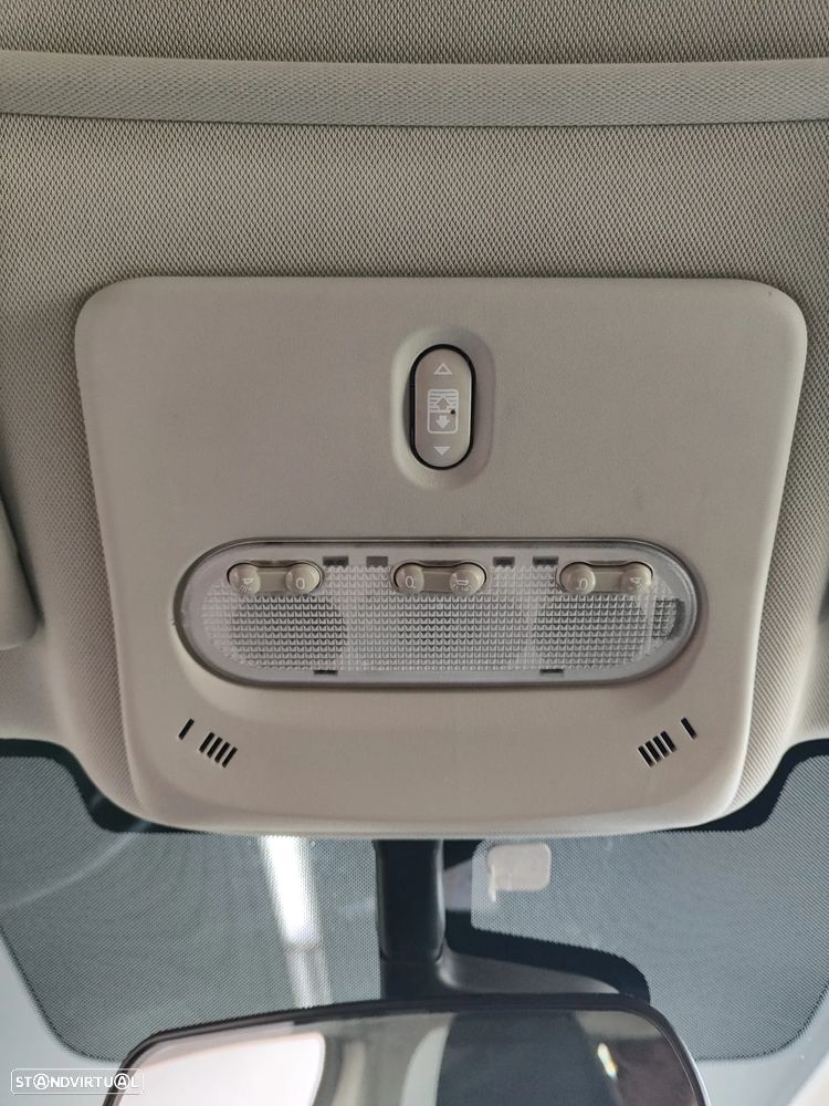 Nissan Qashqai 1.5 dCi N-Connecta RS+PS - 34