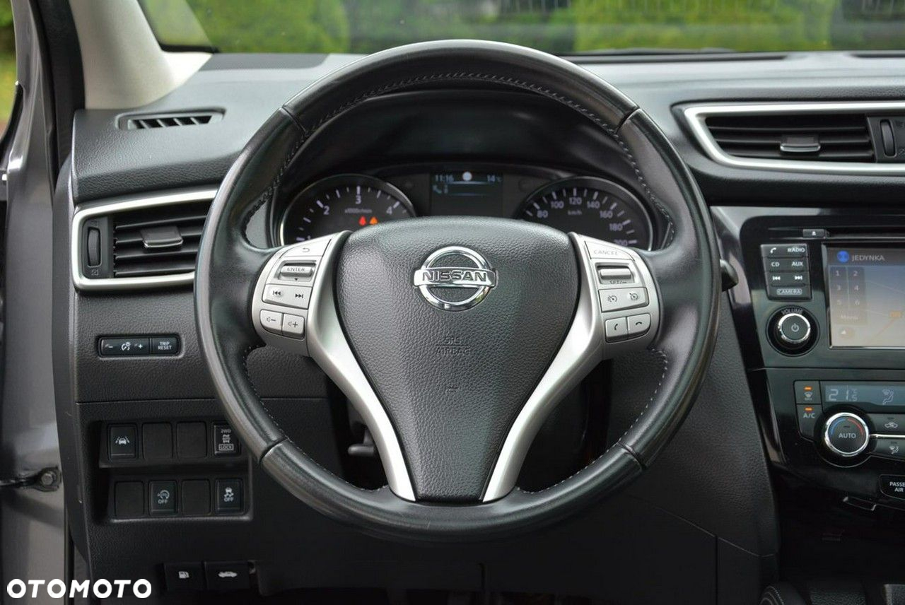 Nissan Qashqai 1.6 DCi 4x4 Tekna+ - 25