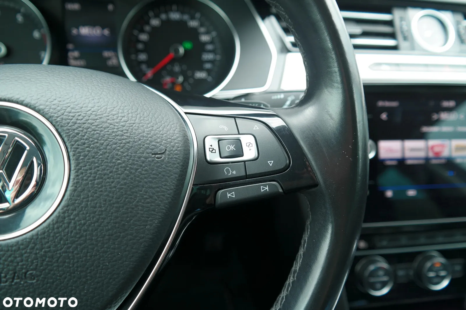 Volkswagen Passat 1.8 TSI BMT Highline DSG - 19
