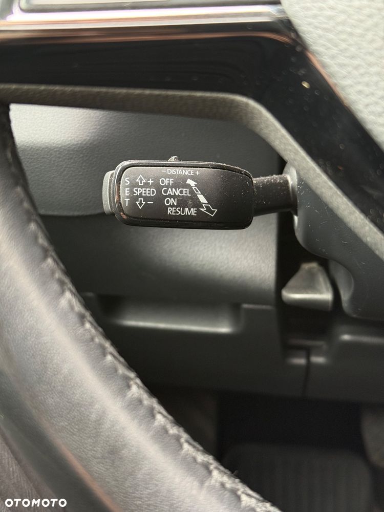 Skoda Karoq 2.0 TDI SCR 4x4 Style DSG - 17