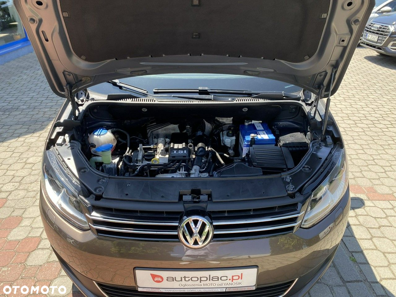 Volkswagen Touran - 27