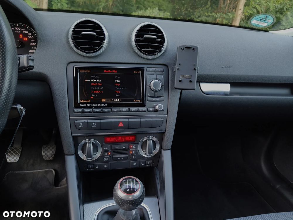 Audi A3 Sportback 2.0 TDI DPF S line Sportpaket - 25