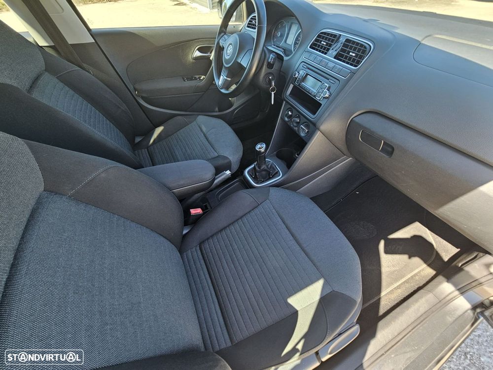 VW Polo 1.6 TDI Confortline BlueMotion - 27