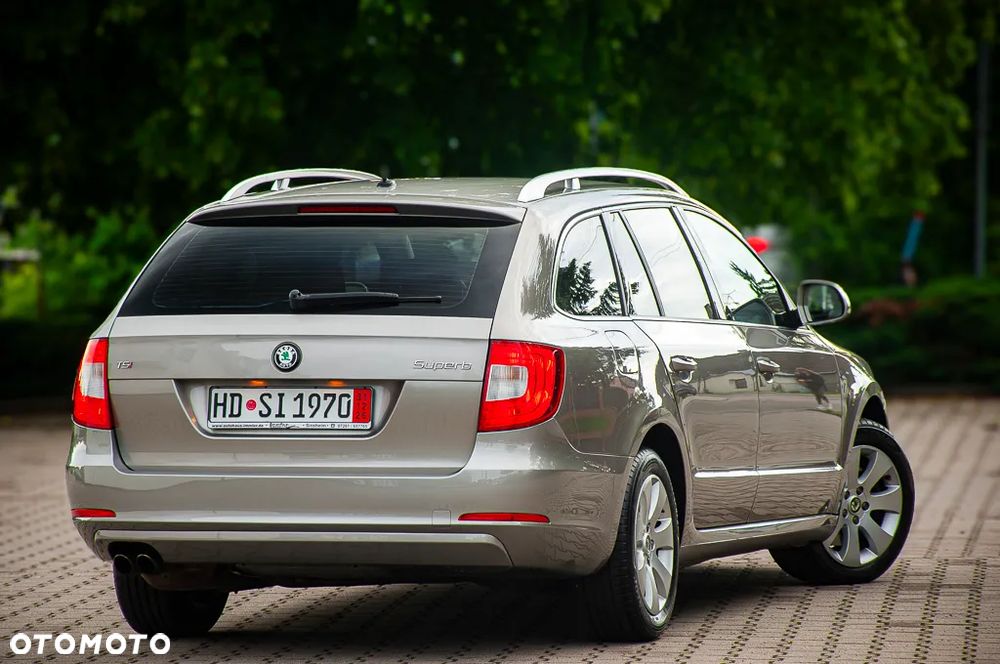 Skoda Superb 1.8 TSI Ambition - 11