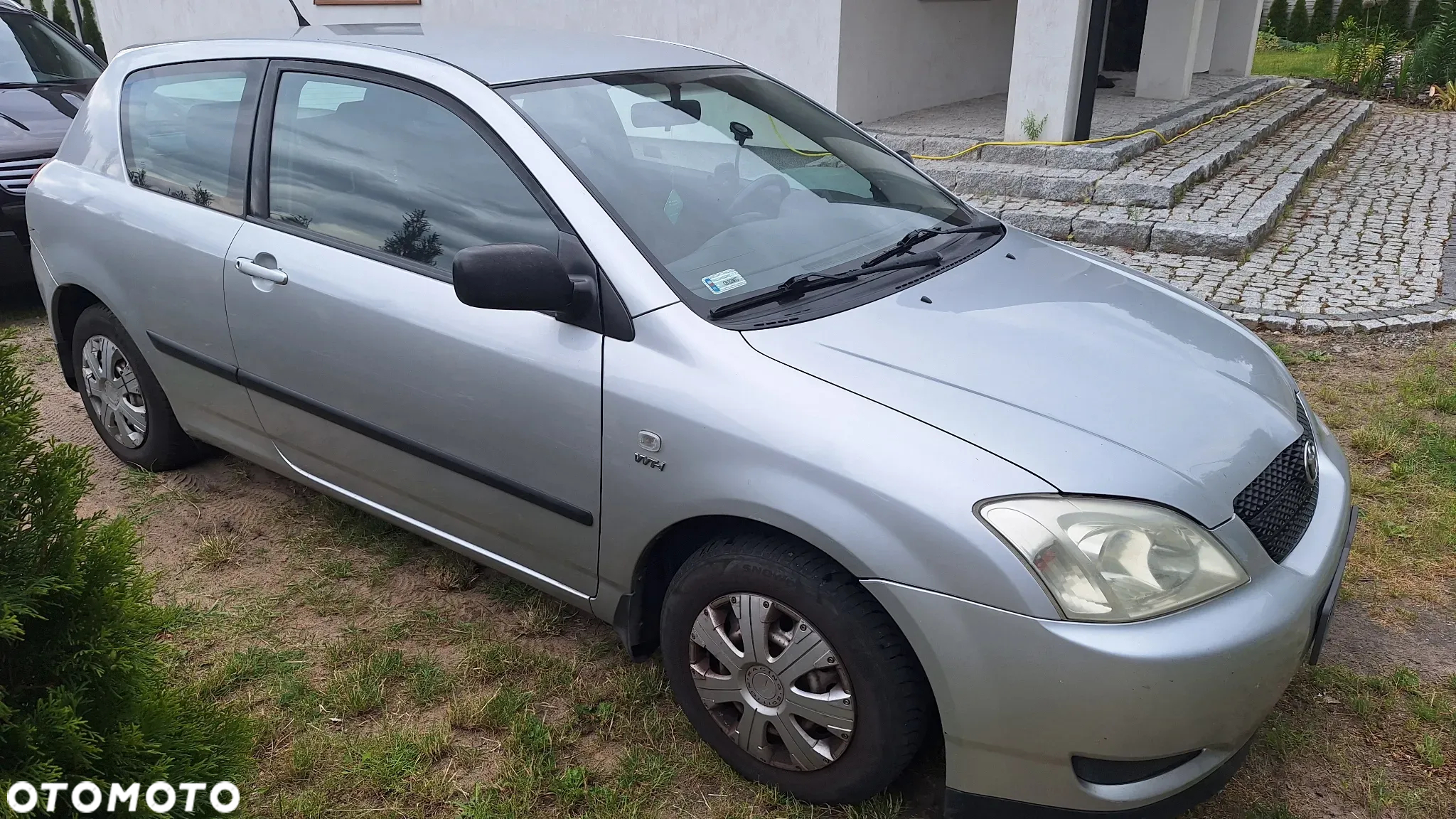 Toyota Corolla - 8