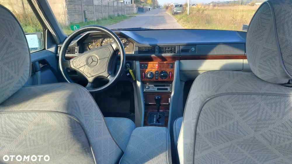 Mercedes-Benz W124 (1984-1993) - 9