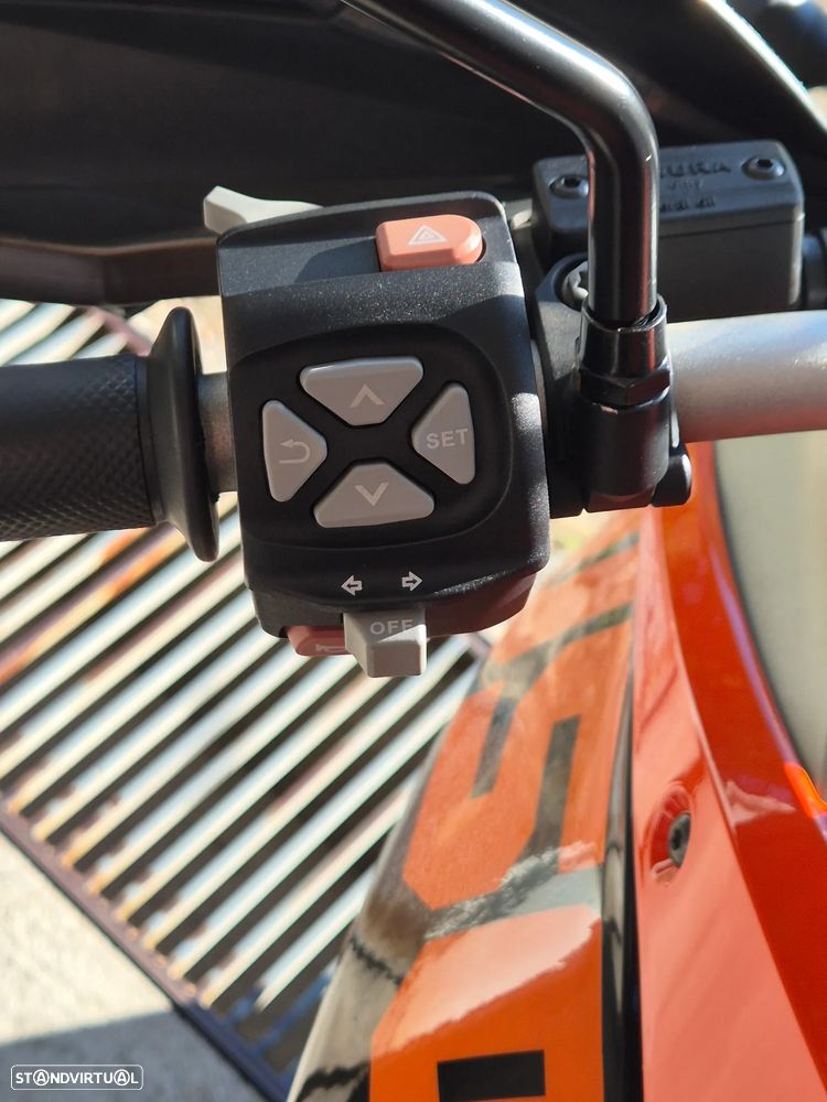 KTM 1050 Adventure - 9