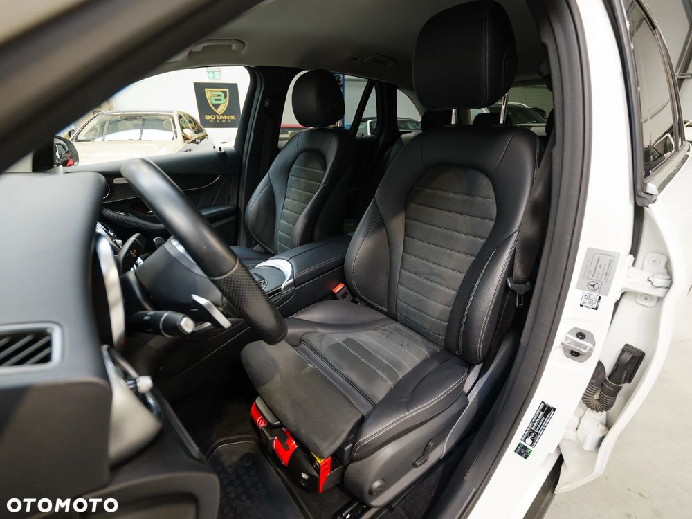 Mercedes-Benz GLC 200 d 4Matic 9G-TRONIC AMG Line - 18