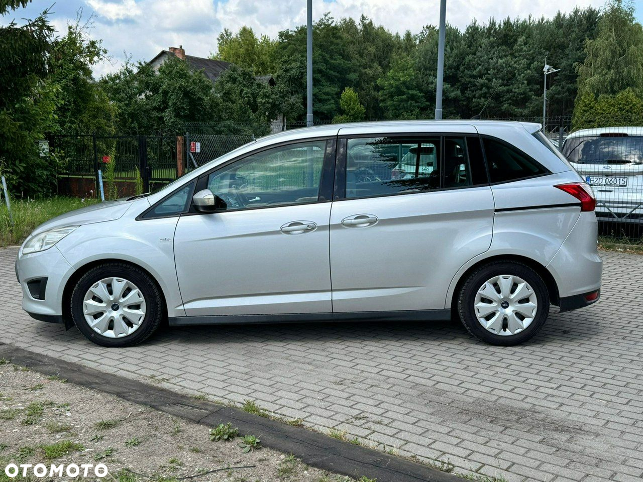Ford Grand C-MAX 2.0 TDCi Edition - 11