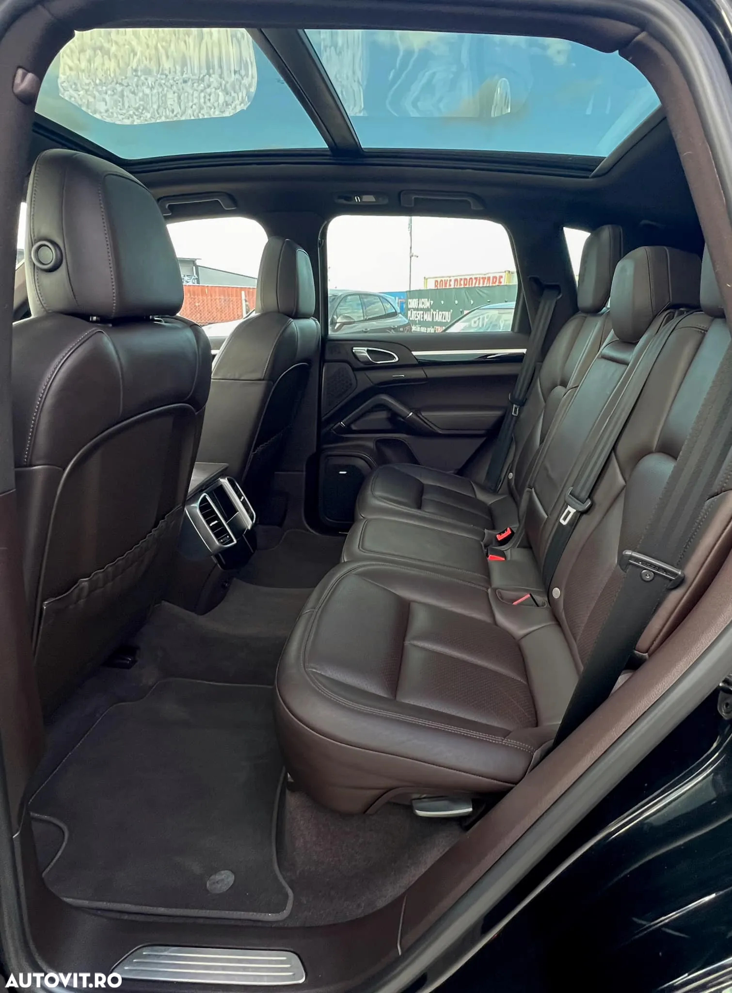 Porsche Cayenne 3.0 L - 5