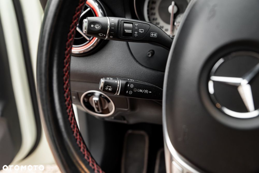 Mercedes-Benz GLA 250 4-Matic - 30