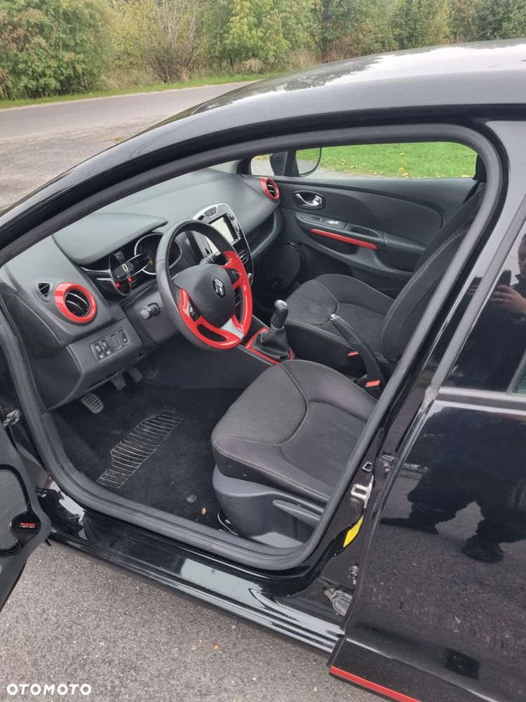 Renault Clio - 18
