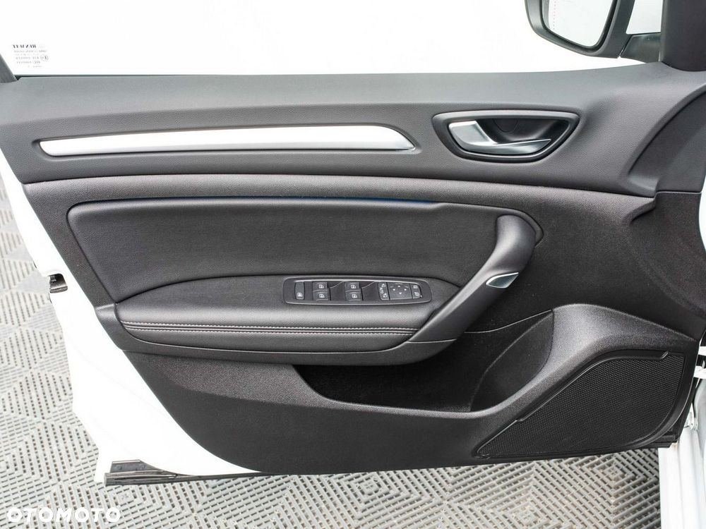 Renault Megane 1.3 TCe FAP Techno EDC - 10
