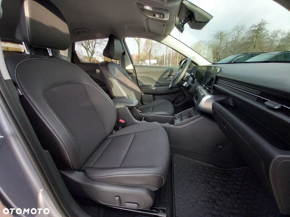 Hyundai Kona 65kWh Executive - 14