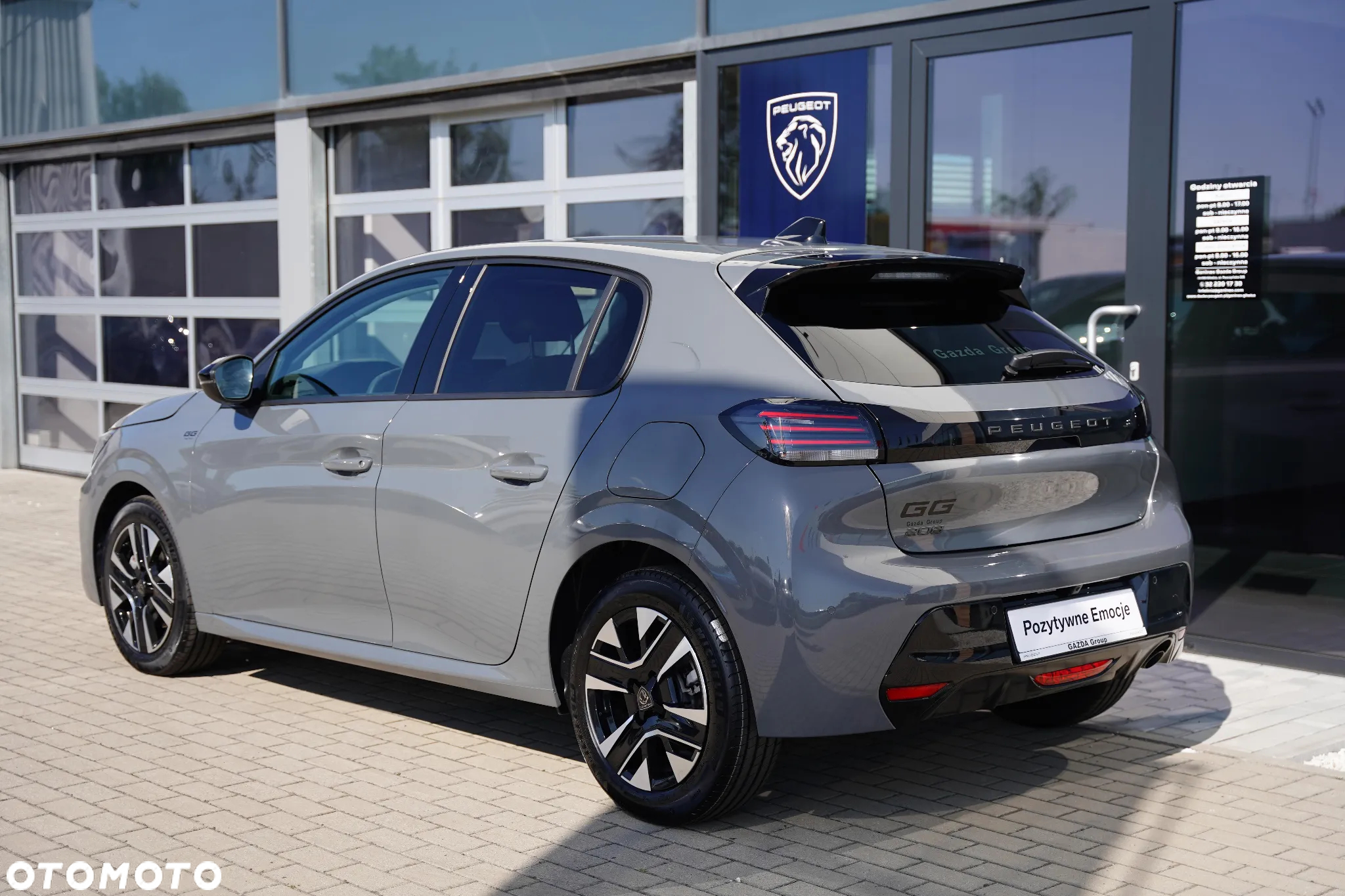 Peugeot 208 1.2 PureTech Allure S&S - 12