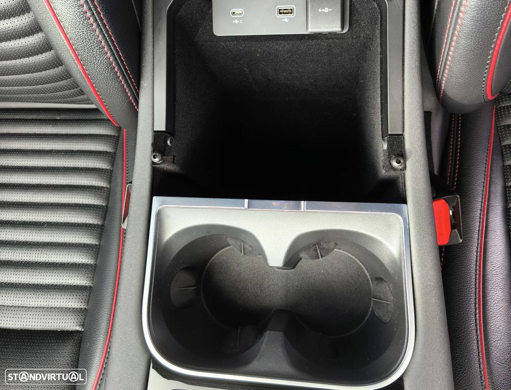 Land Rover Discovery Sport - 23