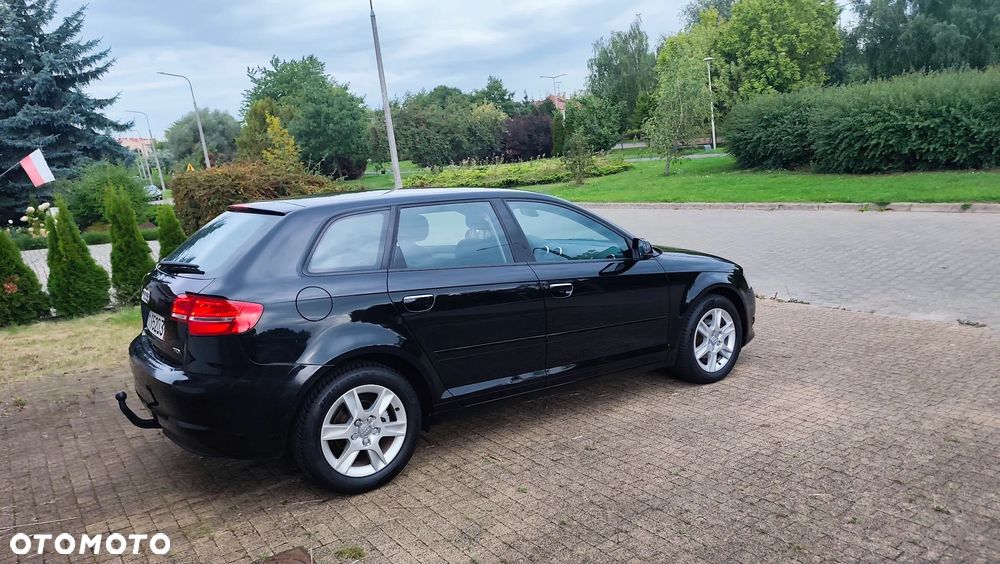 Audi A3 Sportback 1.6 TDI (clean diesel) S tronic Attraction - 33
