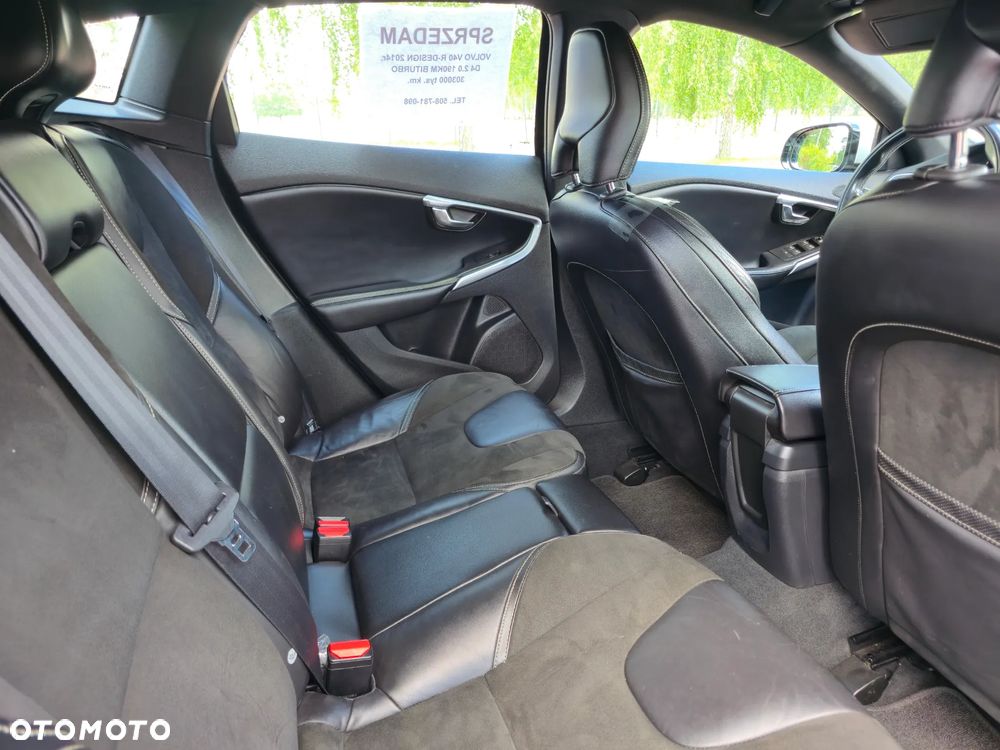 Volvo V40 D4 Drive-E R-Design Kinetic - 29